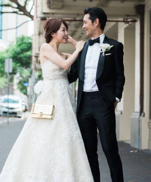 西服定做廠家，西裝訂做，婚禮西服定做
